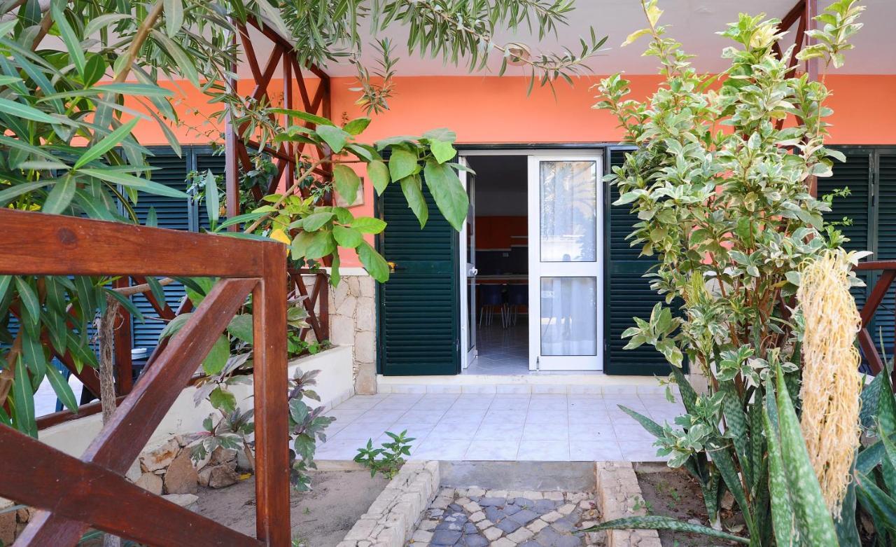 Aparthotel Ponta Preta Santa Maria Exterior photo